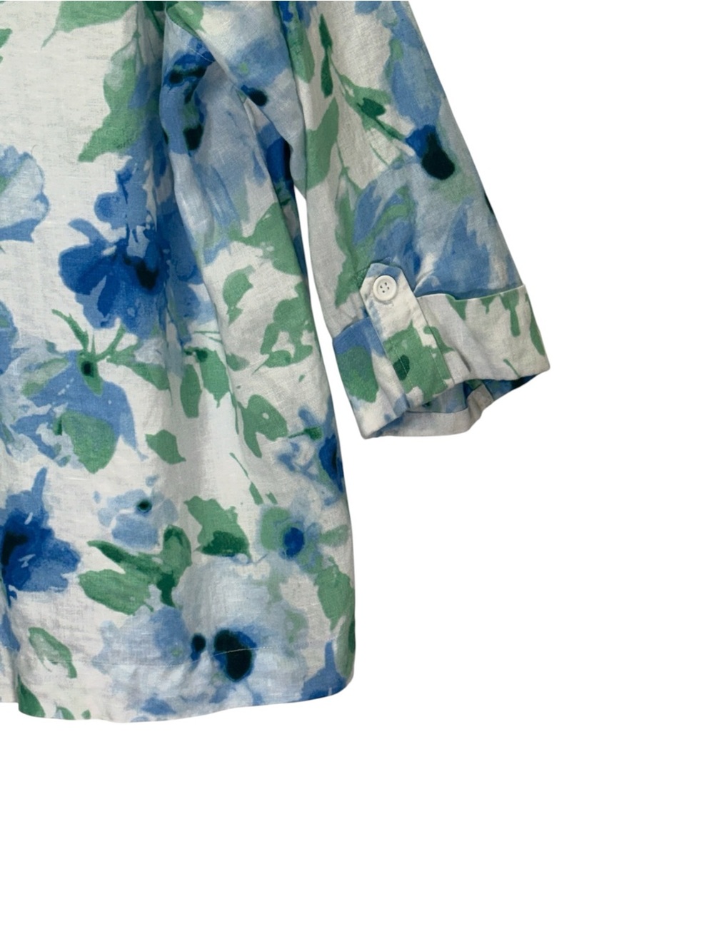 Jones New York Linen Blue Floral  Top
Size 2X - Picture 2 of 12
